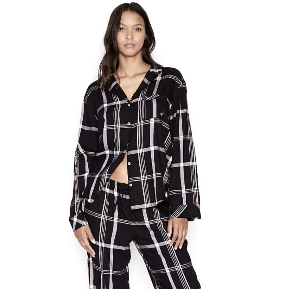 Victoria’s Secret Black‎ and White Plaid Flannel Button-Up  Pajama Top Size XL